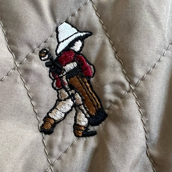 Straight Down Quilted Vest - Picture 6 of 10